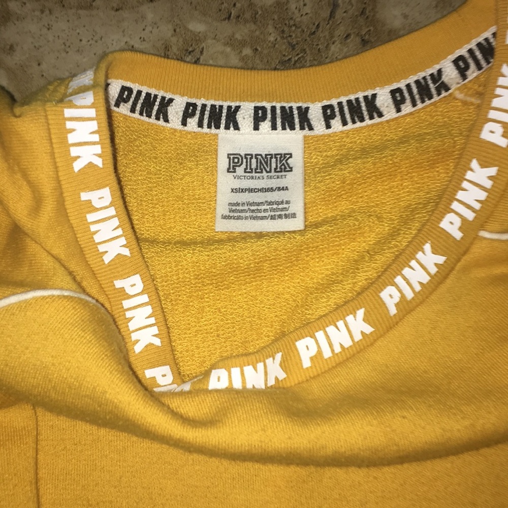 PINK crew neck - Picture 2 of 2
